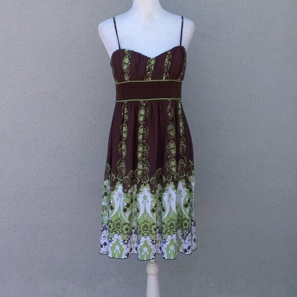 SPEECHLESS Dress Women's Size Med Brown Green Print Built in Bra NEW - Picture 1 of 8
